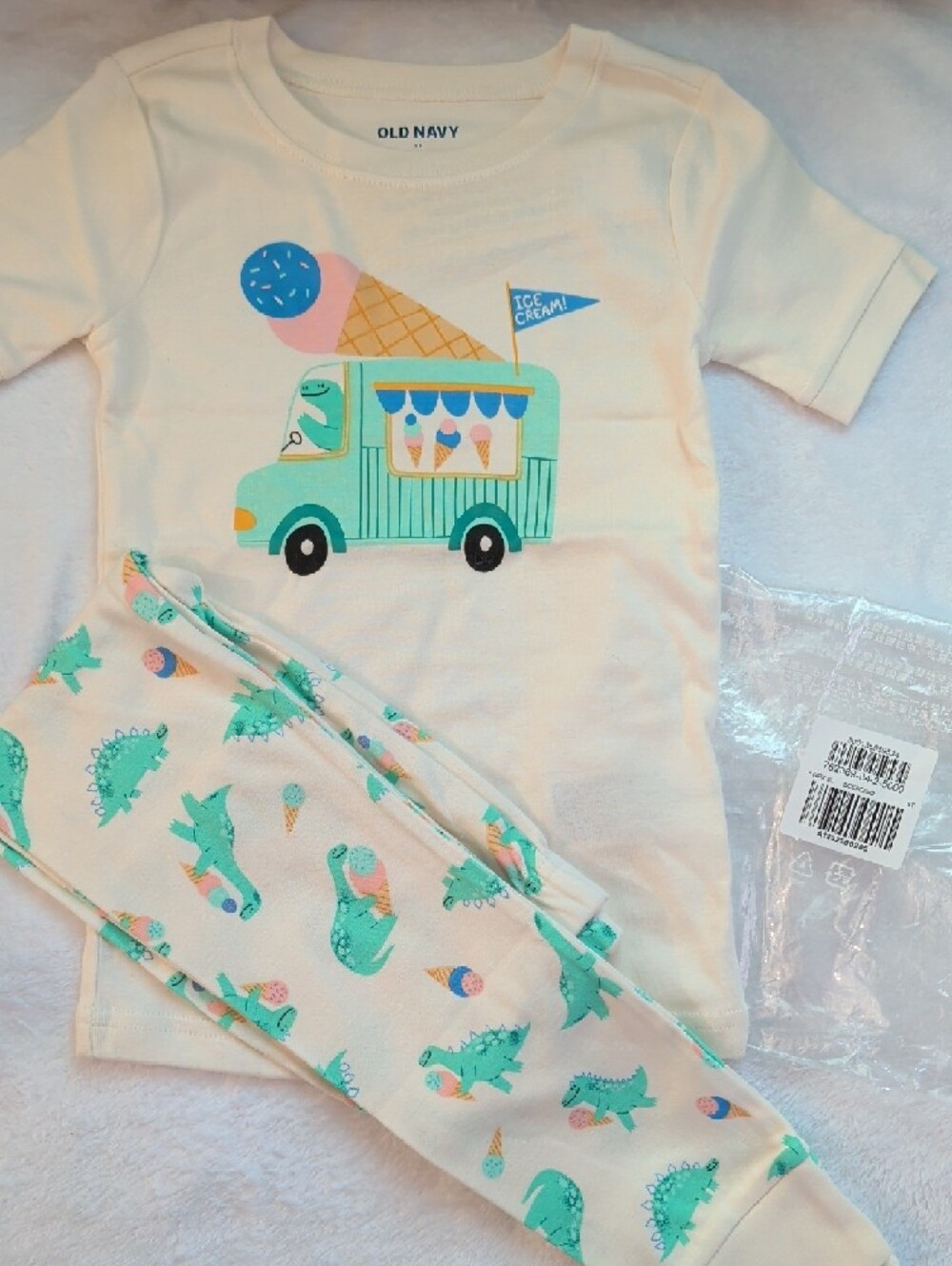 Fun PJ Bundle-4 Sets - Picture 6 of 9